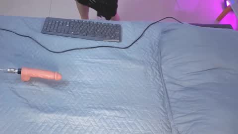 Snapshot of sky_johnson_ chatting on 11-05-25, 07:14 sky_johnson_ online show from 11-05-25, 07:14