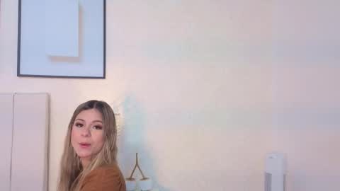 Snapshot of sky_johnson_ chatting on 11-15-25, 07:10 sky_johnson_ online show from 11-15-25, 07:10