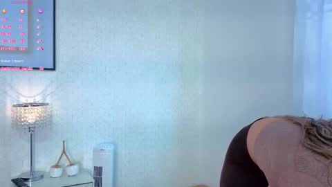 Snapshot of sky_johnson_ chatting on 11-29-25, 07:06 sky_johnson_ online show from 11-29-25, 07:06