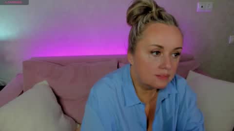 Snapshot of sky_kuper chatting on 09-08-25, 11:59 Sky online show from 09-08-25, 11:59