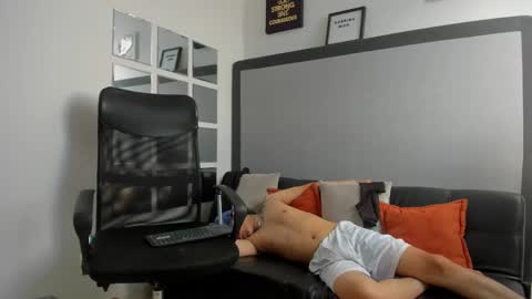 sky_wild online show from 10-23-25, 09:35