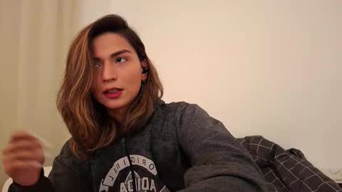 Vi online show from 12-05-25, 01:09