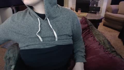 SKYLE   online show from 02-10-25, 11:13