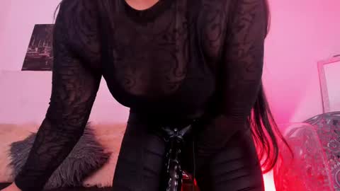 Snapshot of skydarkblue chatting on 02-03-25, 05:40 skydarkblue online show from 02-03-25, 05:40