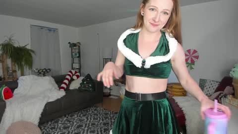 Skye Watson online show from 12-20-24, 11:05