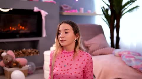 skyeyesluna online show from 02-27-26, 04:01