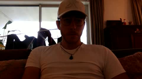 Snapshot of skyisthelimit1995 chatting on 12-14-25, 10:09 skyisthelimit1995 online show from 12-14-25, 10:09