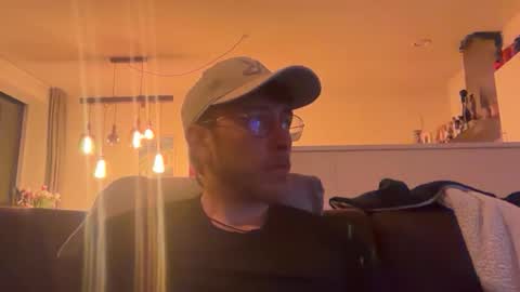 skyisthelimit1995 online show from 03-25-26, 08:48