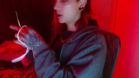 reep online show from 09-11-25, 03:17