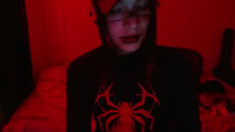 Snapshot of skykar chatting on 05-16-26, 06:43 reep online show from 05-16-26, 06:43