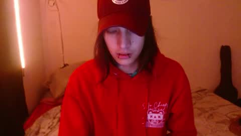 Snapshot of skykar chatting on 05-20-26, 11:44 reep online show from 05-20-26, 11:44