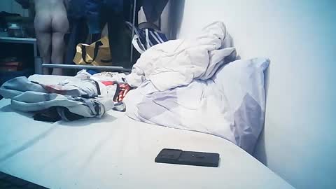 Snapshot of skylab78 chatting on 12-14-24, 07:29 MadOteC online show from 12-14-24, 07:29