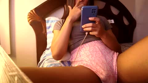 skyla online show from 11-16-25, 05:57