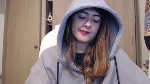 Skyler online show from 03-10-25, 03:45