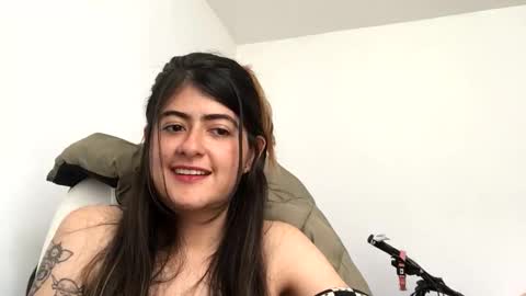 Skyler online show from 04-16-26, 05:03