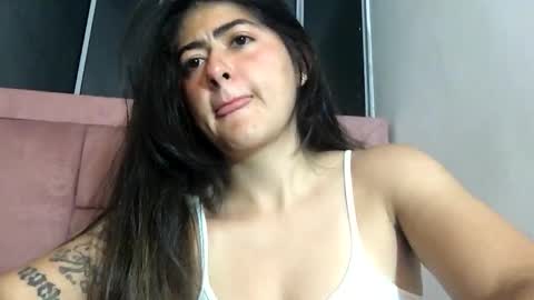 Skyler online show from 04-21-26, 01:42