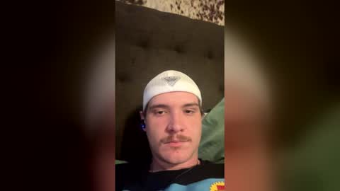 skyler2040388184 online show from 04-14-26, 09:10