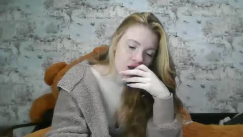 Skyler online show from 10-20-25, 06:03