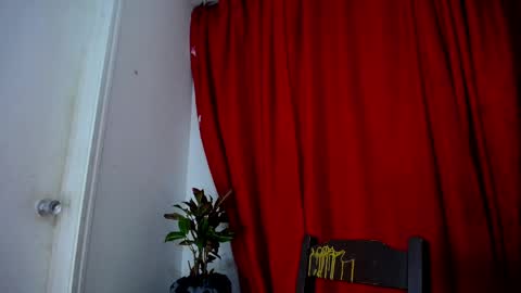 Snapshot of skyler_wild chatting on 03-25-26, 01:11 Skyler online show from 03-25-26, 01:11