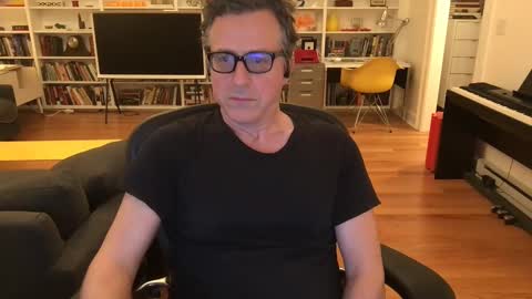 Skyline3371 online show from 02-24-25, 07:44