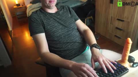 skylinebaby online show from 10-15-25, 05:57