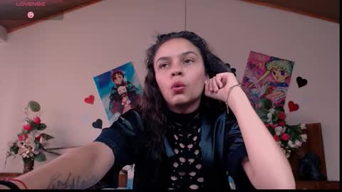 skyloverhot online show from 10-16-25, 05:47