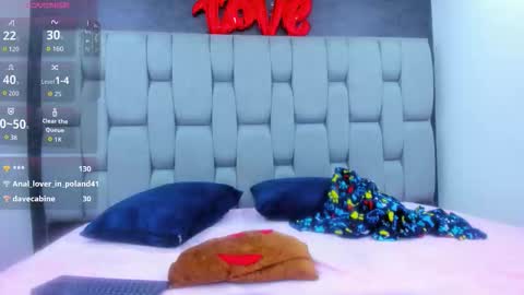 Snapshot of skynny_horney chatting on 12-05-25, 10:02 Skynny online show from 12-05-25, 10:02