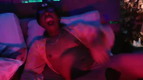 skyonetoo3 online show from 02-15-25, 08:43