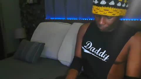 skyonetoo3 online show from 10-18-25, 01:52