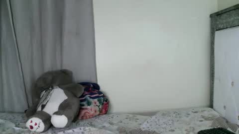 skyqueen0 online show from 11-11-25, 05:46