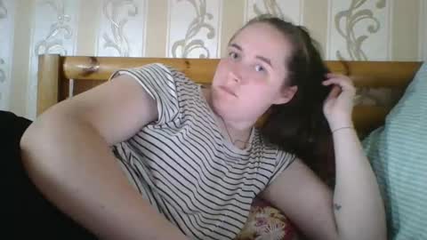 skyressie333 online show from 05-14-26, 07:09