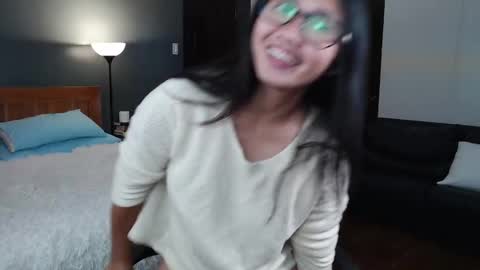 Snapshot of skytime96 chatting on 01-16-25, 05:53 Sky online show from 01-16-25, 05:53