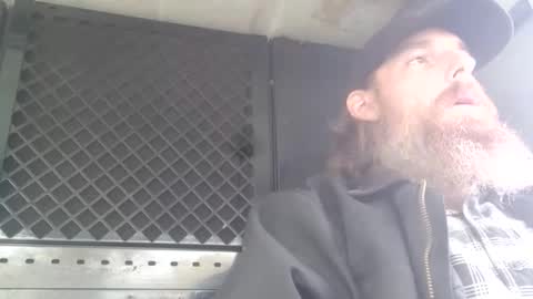 Snapshot of skyviper88 chatting on 10-19-25, 07:47 Sky Viper online show from 10-19-25, 07:47