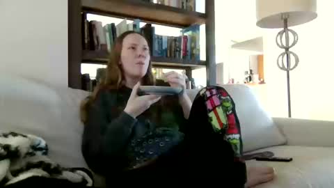 Sky Winters online show from 10-19-25, 03:01