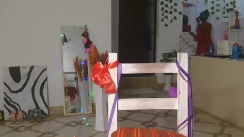 Snapshot of skyy_brown chatting on 11-10-25, 11:37 Bella online show from 11-10-25, 11:37