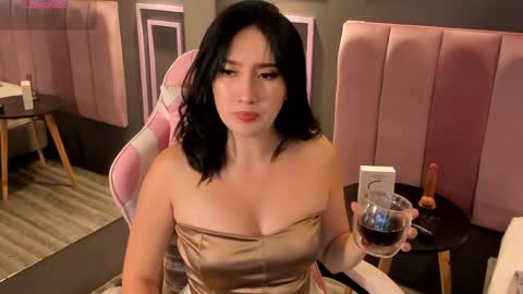 Snapshot of skyylee_ chatting on 05-16-26, 01:54 abby online show from 05-16-26, 01:54