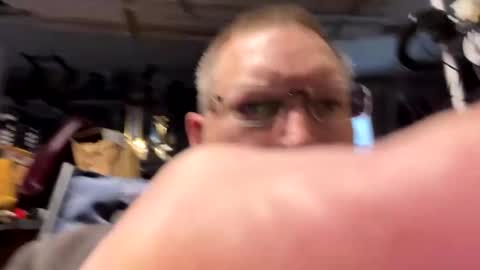 Snapshot of sl8one chatting on 12-17-25, 12:55 sl8one online show from 12-17-25, 12:55