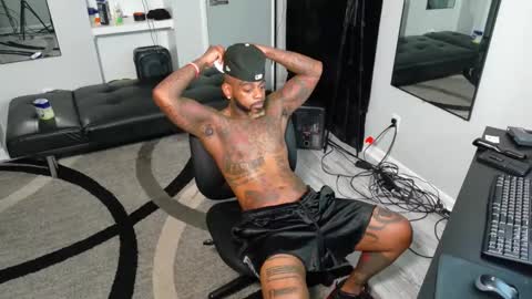 nasty twitter KASHCARTERATL online show from 10-22-25, 12:55