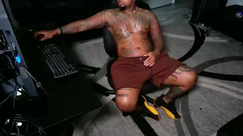 Snapshot of slangondemhoes chatting on 06-08-26, 04:07 nasty twitter KASHCARTERATL online show from 06-08-26, 04:07