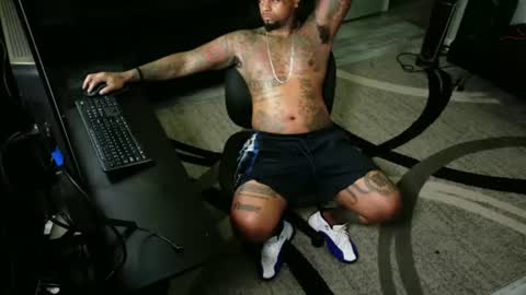 Snapshot of slangondemhoes chatting on 06-12-26, 02:49 nasty twitter KASHCARTERATL online show from 06-12-26, 02:49
