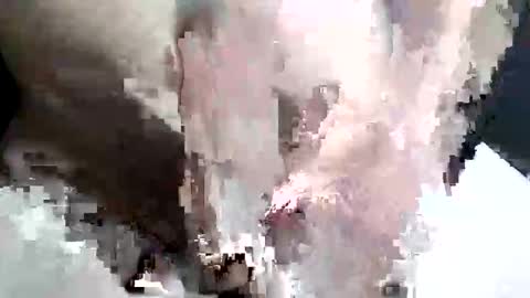 Snapshot of slash1710 chatting on 10-29-25, 09:05 Z online show from 10-29-25, 09:05