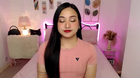 Queen Cyrine online show from 01-18-26, 10:35