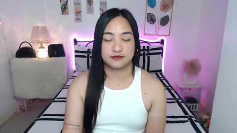 Queen Cyrine online show from 03-13-26, 08:10