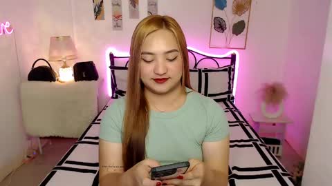 Snapshot of slave_amanda69 chatting on 06-04-26, 05:02 Queen Cyrine online show from 06-04-26, 05:02