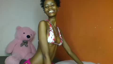 Snapshot of slaybby chatting on 03-11-25, 07:03 Slaybby online show from 03-11-25, 07:03