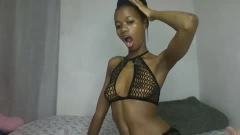 Snapshot of slaybby chatting on 09-23-25, 08:34 Slaybby online show from 09-23-25, 08:34