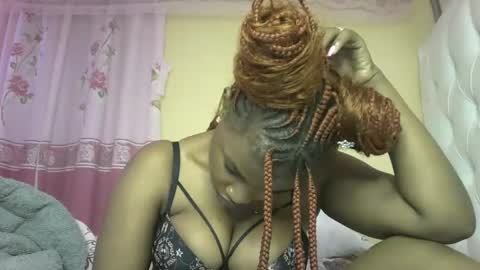 Rose online show from 01-03-25, 01:59