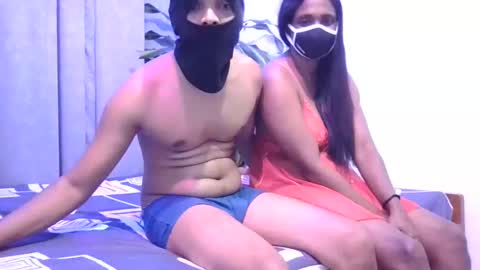 Snapshot of slcouple7 chatting on 12-28-24, 03:04 Slcouple online show from 12-28-24, 03:04