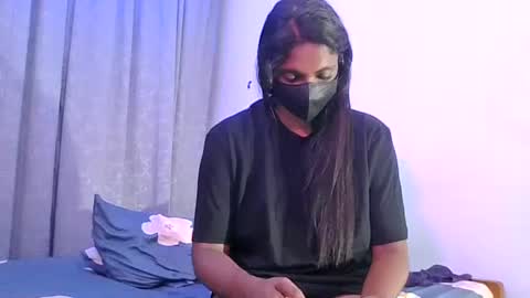 Snapshot of slcouple7 chatting on 01-07-25, 02:19 Slcouple online show from 01-07-25, 02:19