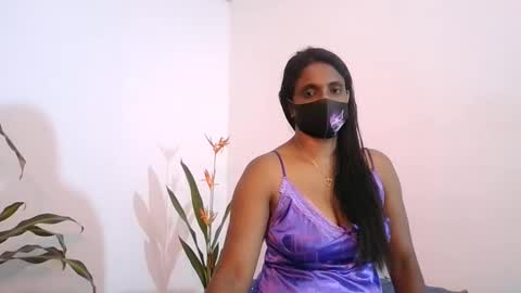 Snapshot of slcouple7 chatting on 03-01-25, 01:51 Slcouple online show from 03-01-25, 01:51